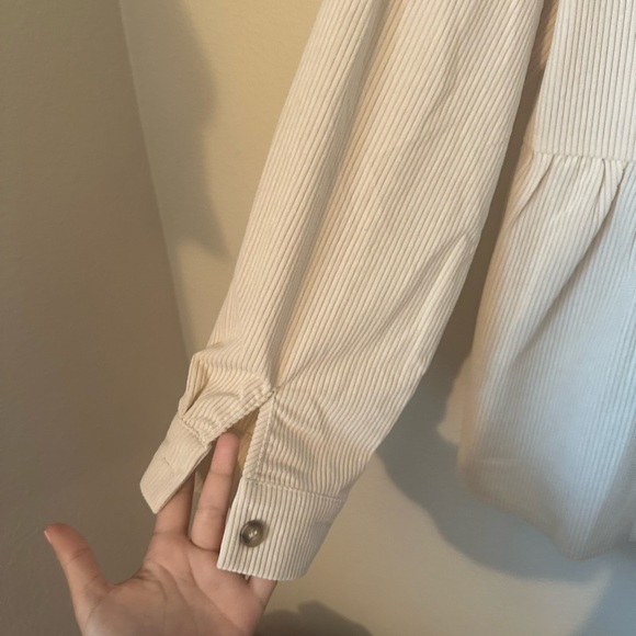 2/$14🤎 Button up jacket - Picture 3 of 3